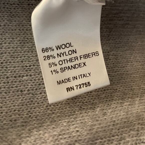 Rare A.IDA L Wool Blend Sweater Vest | Gray Knit Italy Made Toggle Closure, $178 - Picture 7 of 10